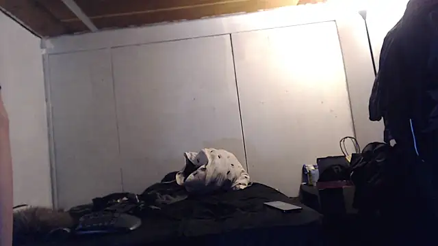 Snapshot of SadCatDaddy chatting on March 18, 2025, 5:55 pm SadCatDaddy online show from March 18, 2025, 5:55 pm