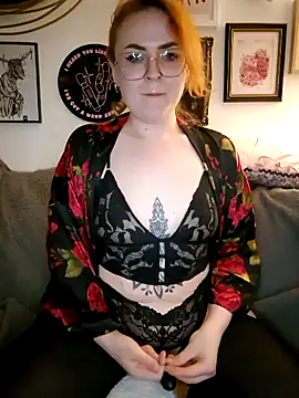 Snapshot of inky_ginge chatting on April 25, 2026, 10:40 pm inky ginge online show from April 25, 2026, 10:40 pm