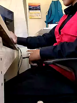 securityhot online show from January 4, 2025, 4:43 pm