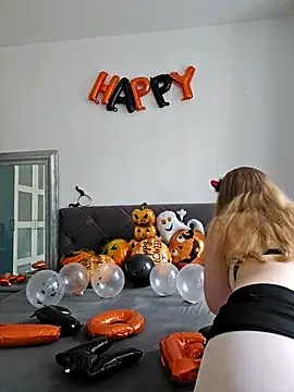 SexyJoanne online show from October 24, 2025, 1:10 pm