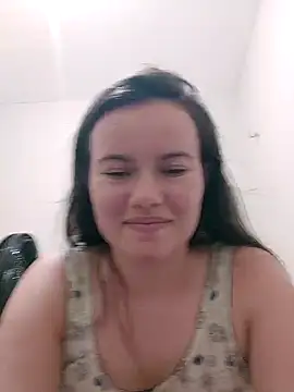 camillebr online show from February 7, 2025, 8:31 pm