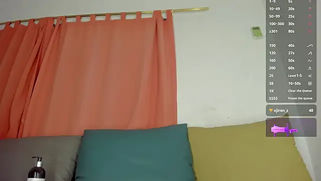 Snapshot of maison_sofia1 chatting on January 27, 2025, 8:29 am maison sofia1 online show from January 27, 2025, 8:29 am
