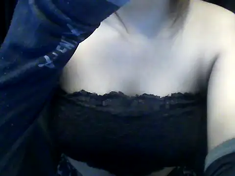 Snapshot of hot-niti chatting on September 20, 2025, 7:19 pm hot-niti online show from September 20, 2025, 7:19 pm