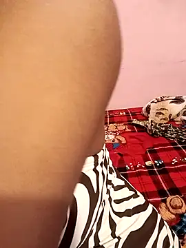 Stripper Maahi online show from October 31, 2025, 5:42 pm