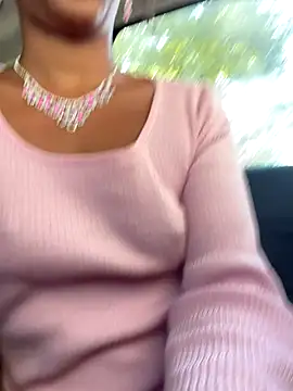 Snapshot of lunalustycumslut chatting on October 10, 2025, 3:35 pm lunalustycumslut online show from October 10, 2025, 3:35 pm