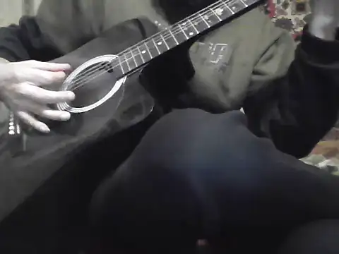 Snapshot of AlferezzSolvajo chatting on October 2, 2025, 10:07 am AlferezzSolvajo online show from October 2, 2025, 10:07 am