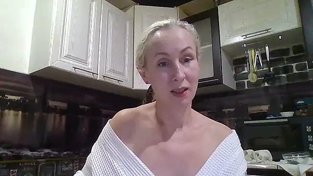 Mariana har777 online show from February 4, 2025, 8:06 pm