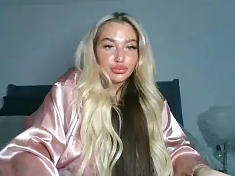 TastyTiffanyy online show from January 15, 2025, 6:40 pm