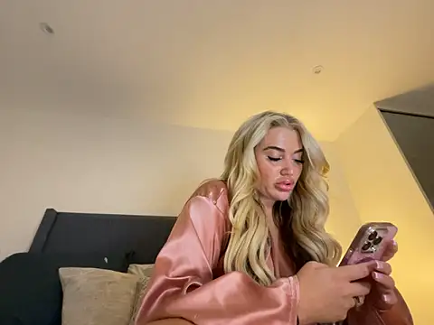 TastyTiffanyy online show from January 30, 2025, 12:07 am