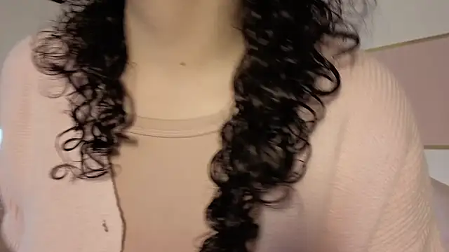 Charlotte  Miller online show from October 10, 2025, 11:44 am