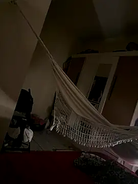 Snapshot of Your_Pleasure1 chatting on October 31, 2025, 4:09 am Your Pleasure1 online show from October 31, 2025, 4:09 am