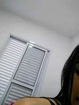 Snapshot of Paoolla chatting on October 1, 2025, 7:51 pm Paoolla online show from October 1, 2025, 7:51 pm