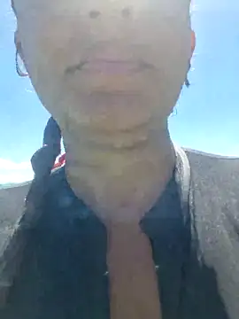 AliceRuivinha2 online show from February 24, 2025, 1:53 pm