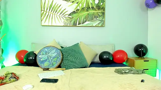 iriis rosse online show from October 31, 2025, 1:41 pm