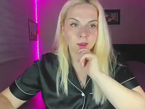 HappyIva online show from January 15, 2026, 1:58 pm