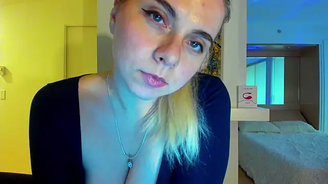 HappyIva online show from January 3, 2025, 8:11 pm