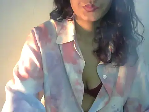 Horny honey69 online show from February 27, 2025, 10:11 am