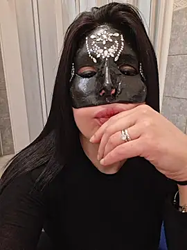 Snapshot of desyree89 chatting on February 28, 2026, 5:40 am desyree89 online show from February 28, 2026, 5:40 am