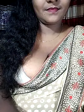 YERY HOT online show from October 9, 2025, 5:35 pm