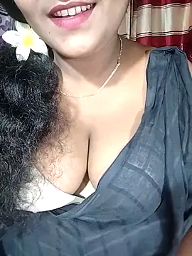 YERY HOT online show from October 4, 2025, 6:09 pm