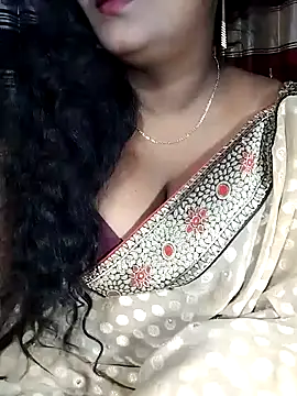 YERY HOT online show from October 10, 2025, 5:25 pm