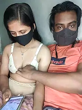 Hot Nila online show from March 6, 2025, 6:05 pm