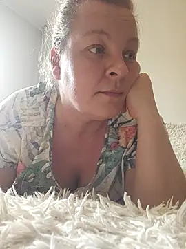 Snapshot of RyleeSherry chatting on February 15, 2025, 12:11 pm RyleeSherry online show from February 15, 2025, 12:11 pm