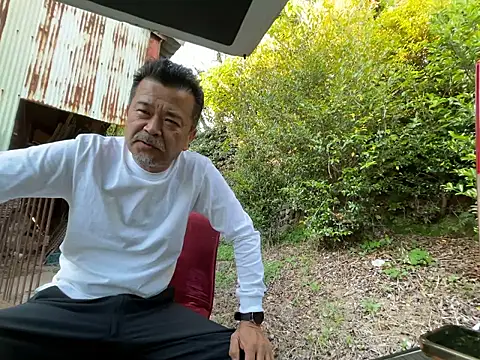 Snapshot of Ryo-j chatting on May 9, 2026, 9:12 am Ryo-j online show from May 9, 2026, 9:12 am
