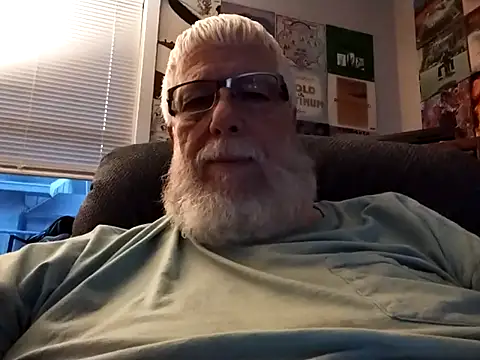 Snapshot of Futura_intx chatting on September 18, 2025, 12:13 am Futura intx online show from September 18, 2025, 12:13 am