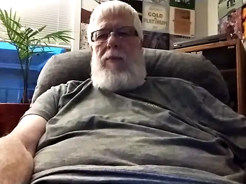 Snapshot of Futura_intx chatting on September 30, 2025, 12:16 am Futura intx online show from September 30, 2025, 12:16 am