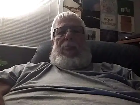 Snapshot of Futura_intx chatting on September 22, 2025, 1:55 am Futura intx online show from September 22, 2025, 1:55 am