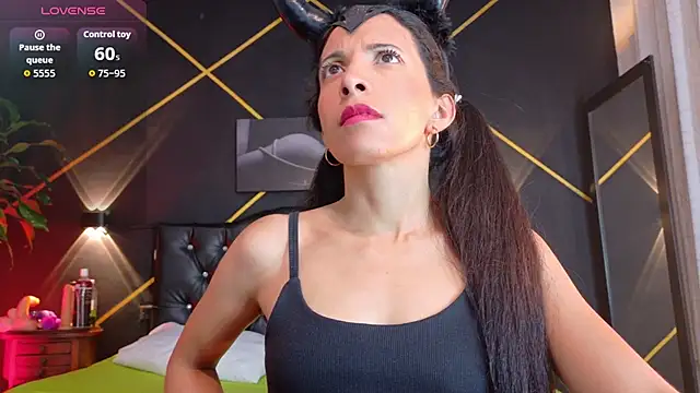 amabel zambrano online show from October 31, 2025, 9:39 am