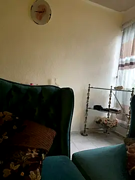 Snapshot of Izy_cute_ chatting on September 20, 2025, 9:42 pm Izy cute online show from September 20, 2025, 9:42 pm