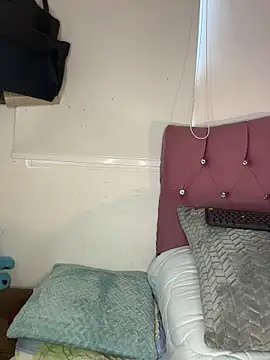 Snapshot of irirs_rouse chatting on November 5, 2025, 4:54 pm irirs rouse online show from November 5, 2025, 4:54 pm