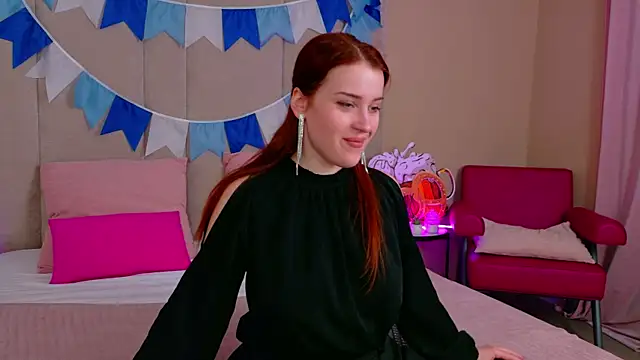 Snapshot of EllieGarson chatting on September 27, 2025, 5:08 pm EllieGarson online show from September 27, 2025, 5:08 pm