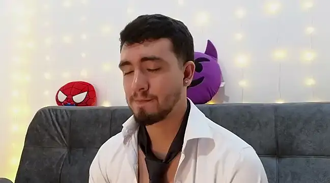 Snapshot of Dante_Bones chatting on February 18, 2025, 12:59 am Dante Bones online show from February 18, 2025, 12:59 am