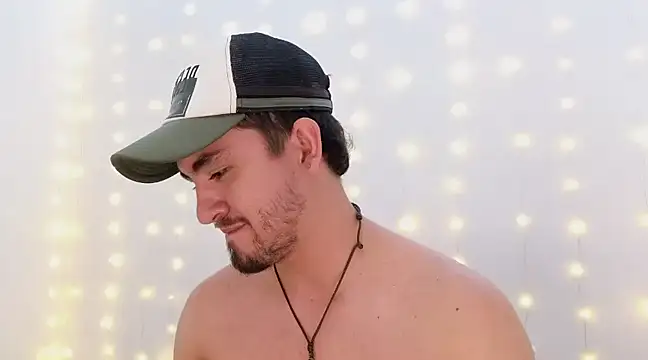 Snapshot of Dante_Bones chatting on March 10, 2025, 5:39 pm Dante Bones online show from March 10, 2025, 5:39 pm