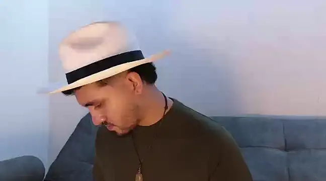 Snapshot of Dante_Bones chatting on March 22, 2025, 10:48 pm Dante Bones online show from March 22, 2025, 10:48 pm