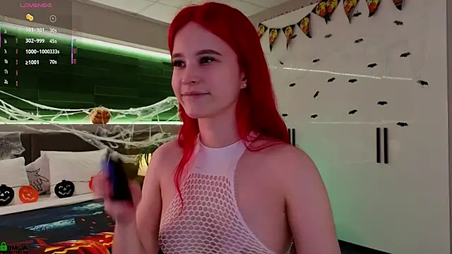 Snapshot of Rina_Red chatting on November 2, 2025, 1:32 am Rina Red online show from November 2, 2025, 1:32 am