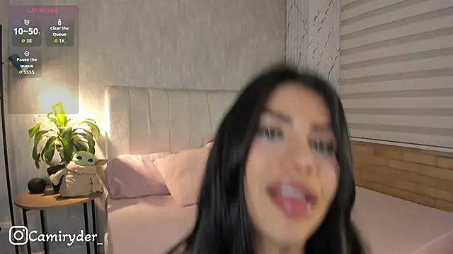 CamiRyder online show from April 22, 2026, 1:56 am