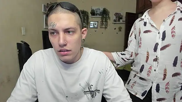 Snapshot of Blondandtattoofaced chatting on February 11, 2025, 2:35 pm Blondandtattoofaced online show from February 11, 2025, 2:35 pm