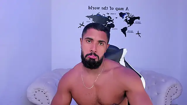 Snapshot of Santiago_huntt chatting on September 19, 2025, 8:46 pm Santiago huntt online show from September 19, 2025, 8:46 pm