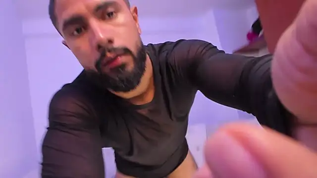 Santiago huntt online show from January 20, 2025, 11:43 pm