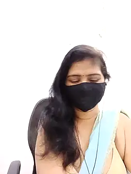 Lucky-Deepthi online show from April 19, 2026, 10:45 pm