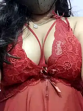 Snapshot of BigAssSarah chatting on January 25, 2025, 12:48 am BigAssSarah online show from January 25, 2025, 12:48 am