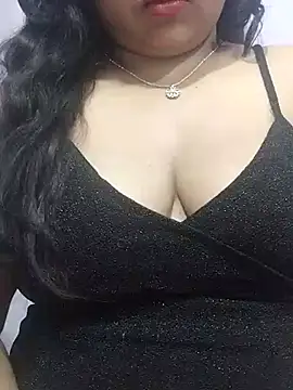 Snapshot of BigAssSarah chatting on February 15, 2025, 12:54 pm BigAssSarah online show from February 15, 2025, 12:54 pm