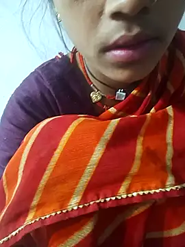 Snapshot of Amaya_Bajwa chatting on March 13, 2025, 5:33 am Amaya Bajwa online show from March 13, 2025, 5:33 am