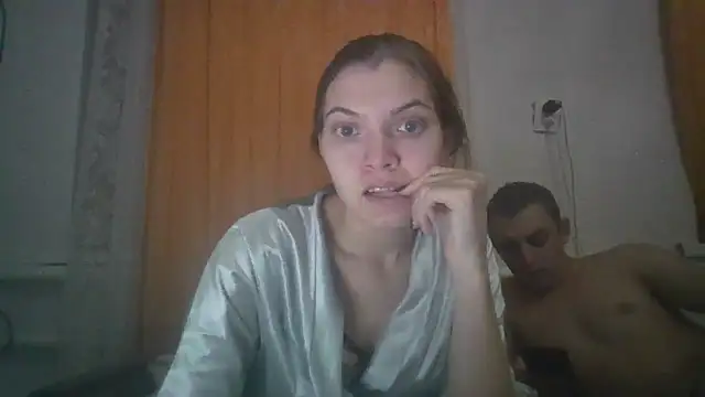 ParaFox online show from December 1, 2025, 10:32 pm