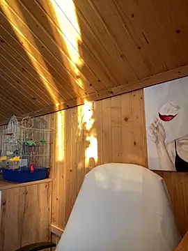 mewKate online show from September 20, 2025, 4:01 pm