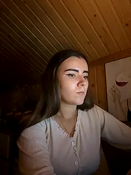 mewKate online show from October 13, 2025, 3:57 pm